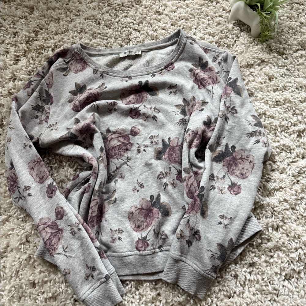 Collins cute grey washed oversized rose Grey and pink floral sweatshirt
